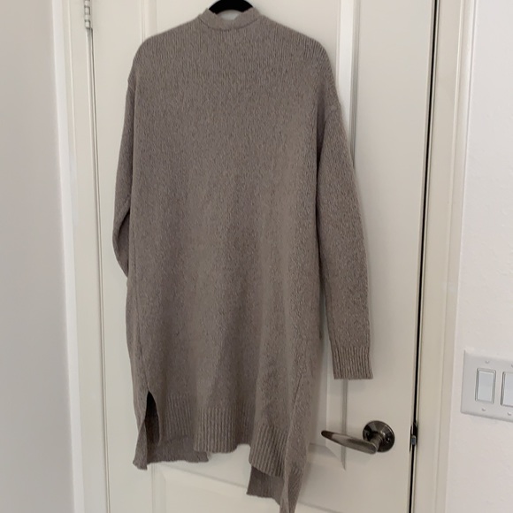 ON coat sweater. - Picture 9 of 9